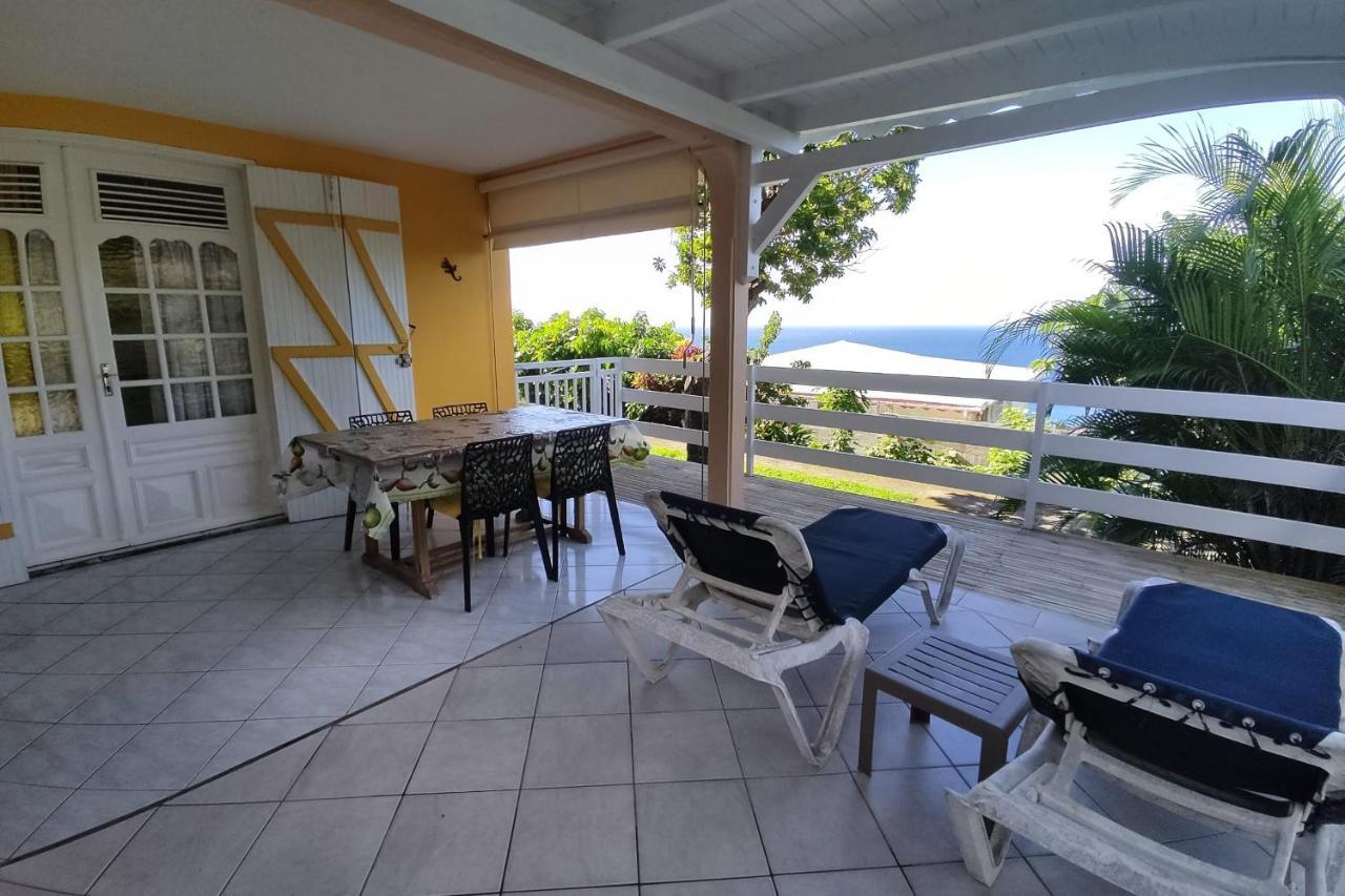 Bungalow With Sea View In デエエ エクステリア 写真