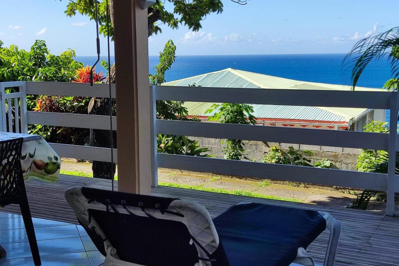 Bungalow With Sea View In デエエ エクステリア 写真