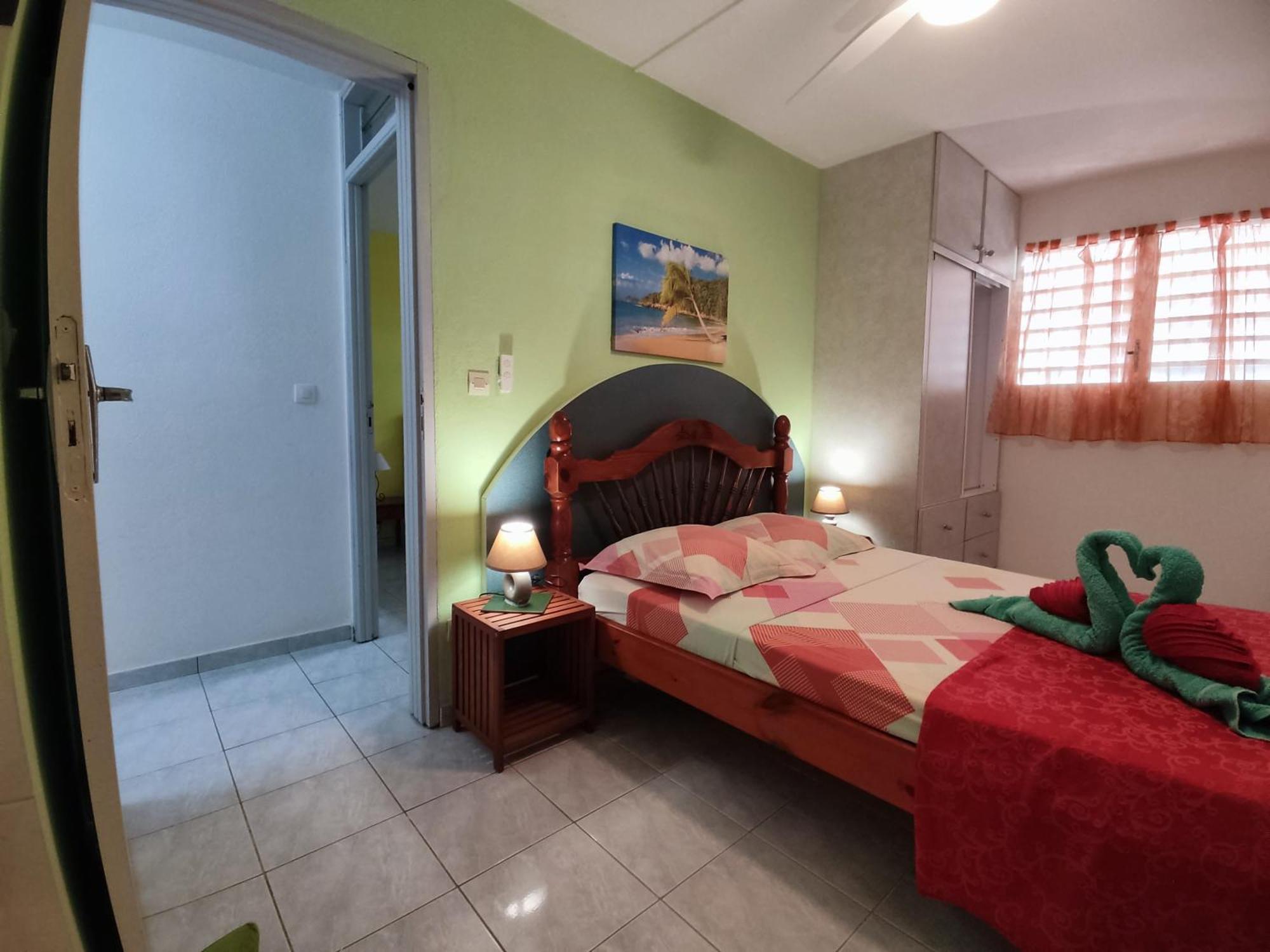 Bungalow With Sea View In デエエ エクステリア 写真